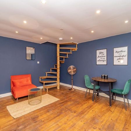 Cosy And Quirky 1 Bedroom Flat With Small Court Yard Next To Brighton Seafront エクステリア 写真