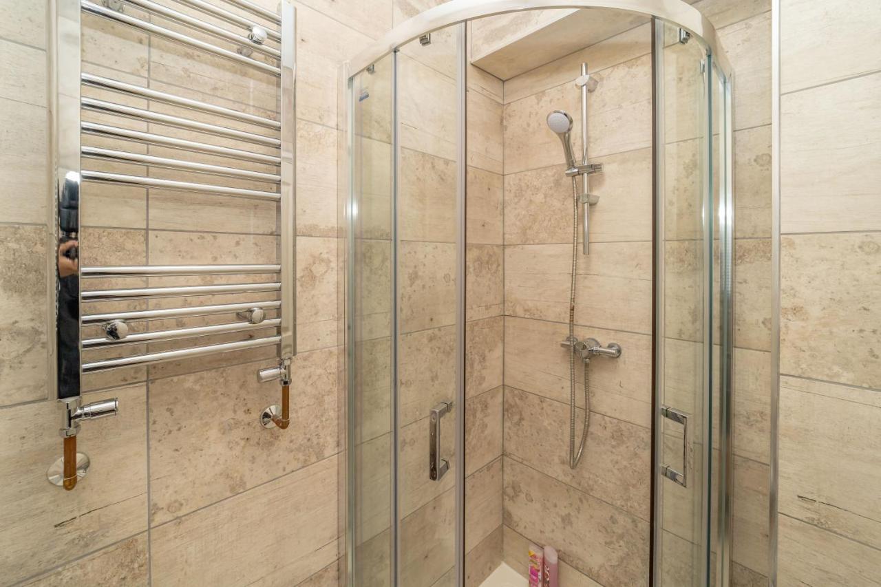 Cosy And Quirky 1 Bedroom Flat With Small Court Yard Next To Brighton Seafront エクステリア 写真