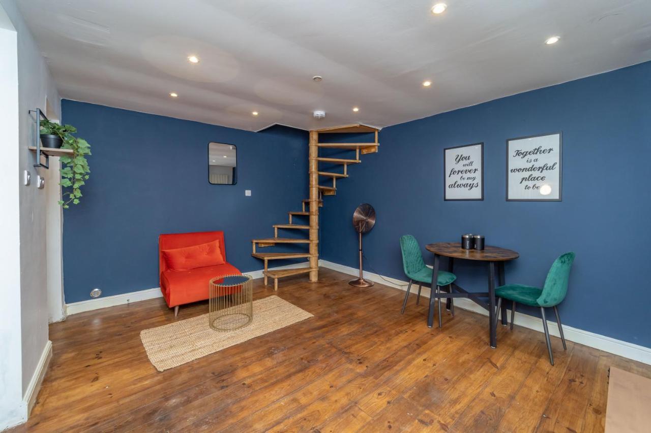 Cosy And Quirky 1 Bedroom Flat With Small Court Yard Next To Brighton Seafront エクステリア 写真