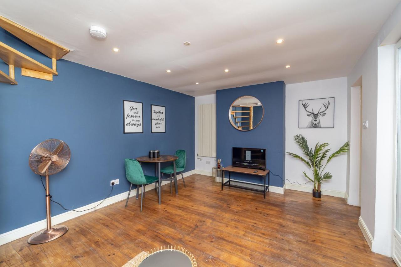 Cosy And Quirky 1 Bedroom Flat With Small Court Yard Next To Brighton Seafront エクステリア 写真